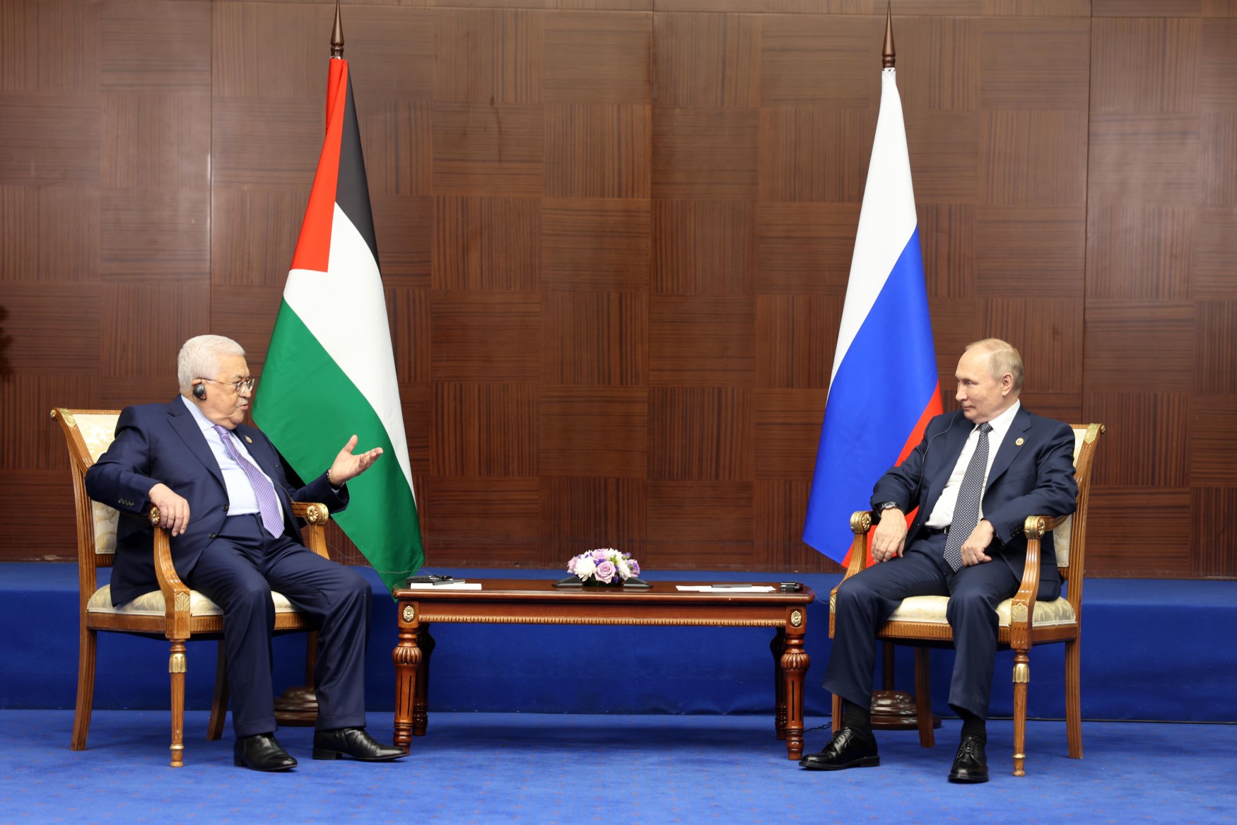 Mahmúd Abbás a Vladimir Putin, Astana, 13. 10. 2022, foto: WAFA