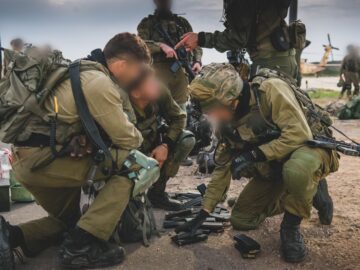 izraelští vojáci při operaci Železné meče, 9. 10. 2023; foto: Izraelské obranné síly