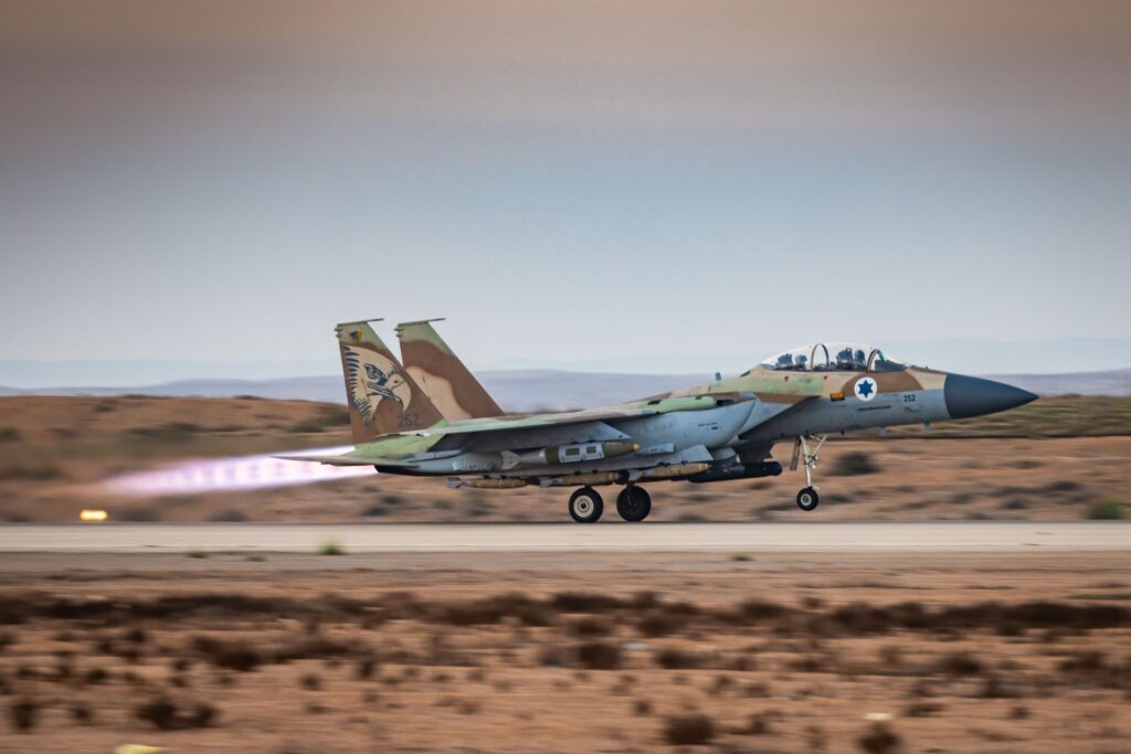izraelský letoun F-15 startuje k úderu na Pásmo Gazy. 15. 10. 2023. Foto: Izraelské obranné síly