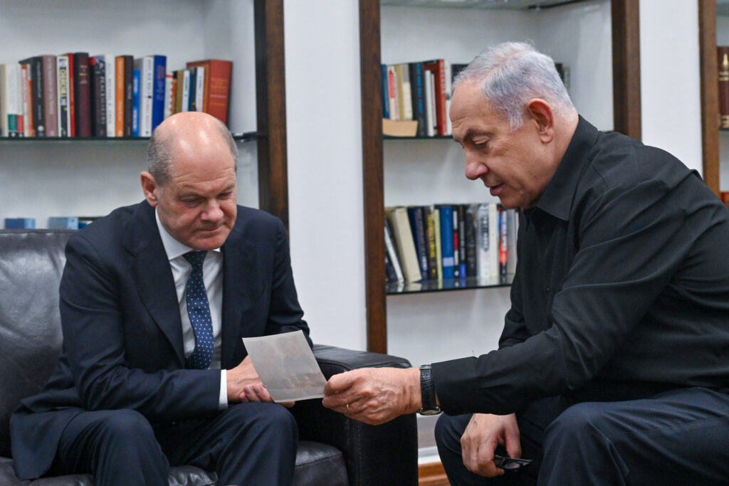 izraelský premiér Banjamin Netanjahu a německý kancléř Olaf Scholz jednali v Tel Avivu. 17. 10. 2023. Foto: Kobi Gideon, Vládní tiskový úřad.