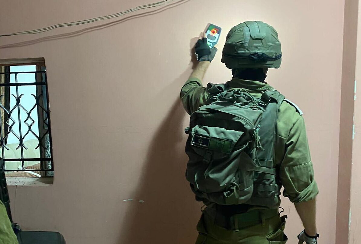Izraelští vojáci při zákroku v Judeji a Samaří. 7. 11. 2023. Foto: Izraelské obranné síly