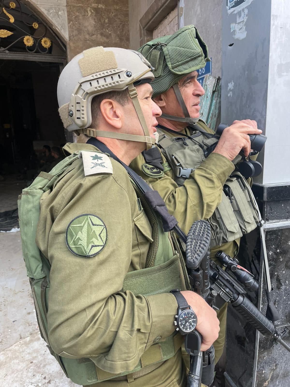 Velitel Zpravodajského oddělení Izraelských obranných sil, generálmajor Aharon Haliva, v Pásmu Gazy. 15. 12. 2023. Foto: Izraelské obranné síly
